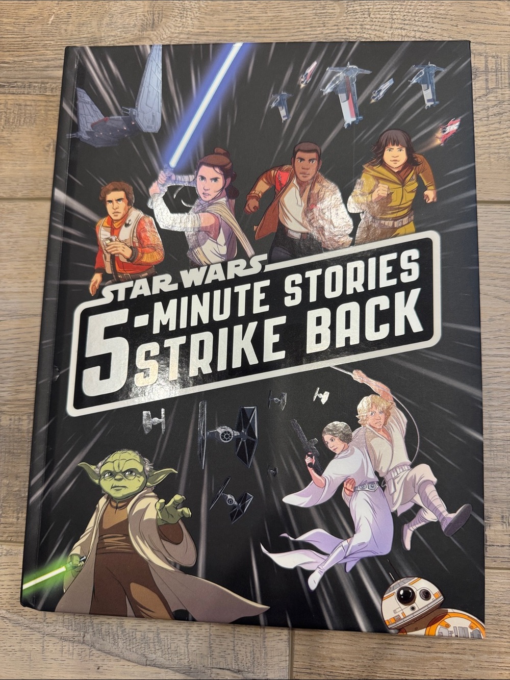 Star Wars 5-Minute Stories: Strike Back — Black & White Cover Art